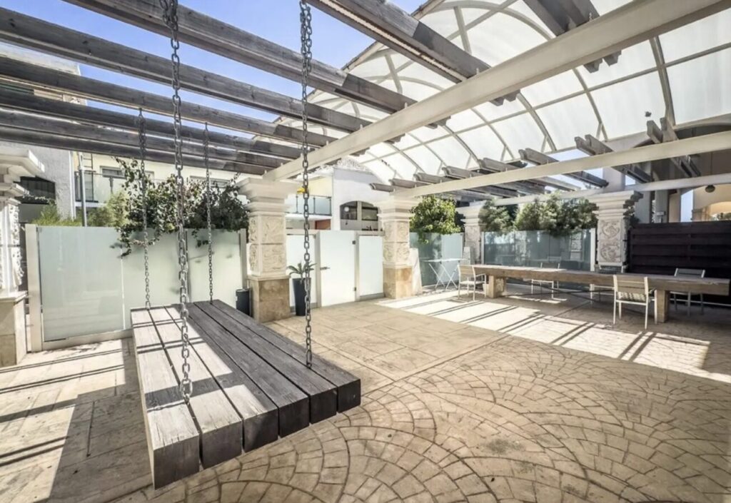 4-bedroom maisonette (Ref: 3774)