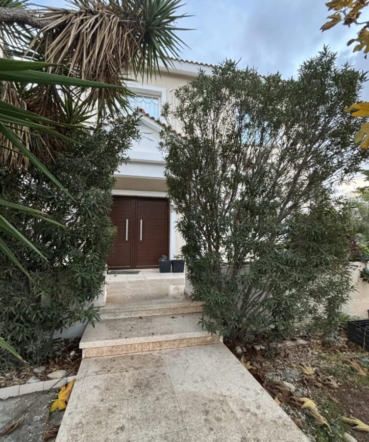 3-bedroom detached house (Ref: 3840)