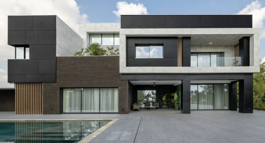 7 bedrooms villa (Ref: 4344)