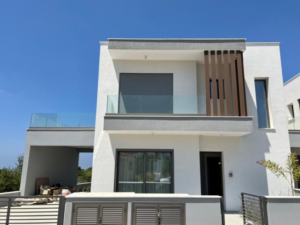 3-BEDROOMS VILLA FOR SALE (Ref: 2802)