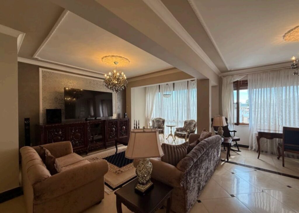 3-bedrooms apartment for rent (Ref: 2861)