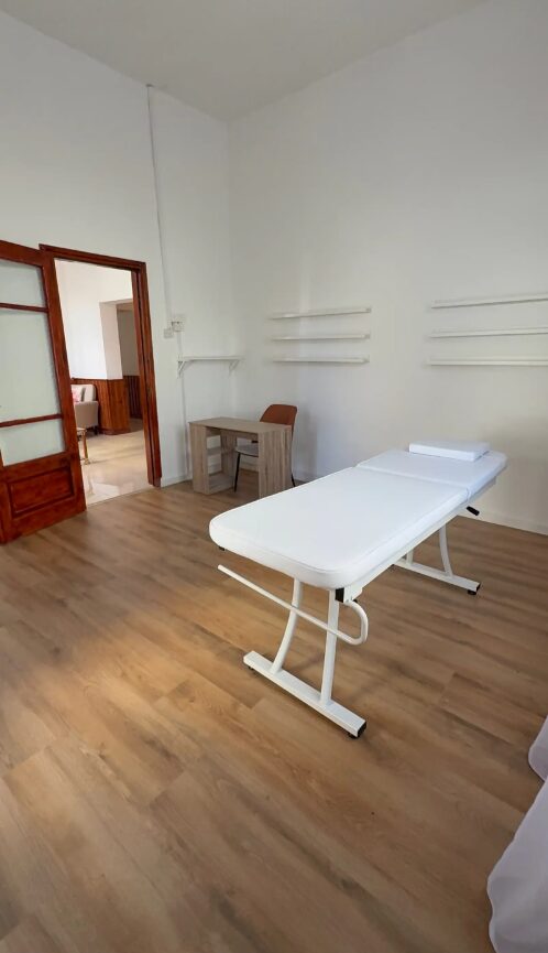 Commercial Property (Ref: 2421)