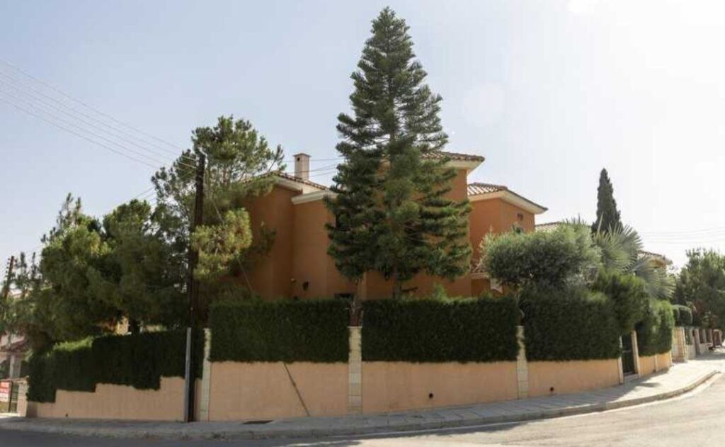 5-Bedroom Villa (Ref: 2286)
