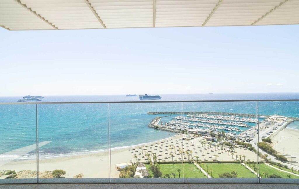4-Bedrooms Penthouse (Ref: 1171)