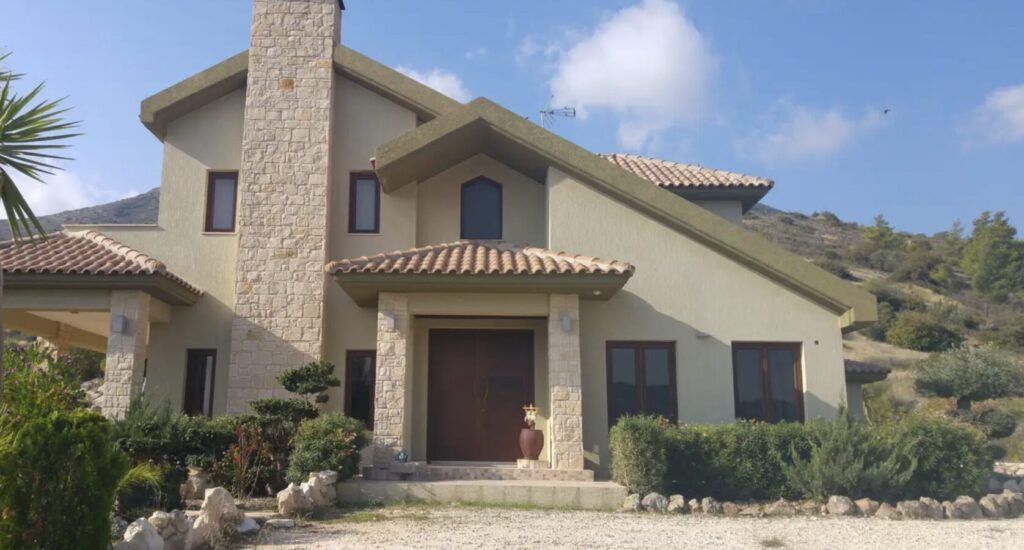 5-bedroom villa (Ref: 3776)