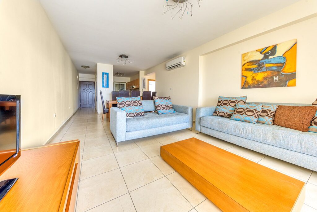 3 bedroom apartment for rent (Ref: 2500)