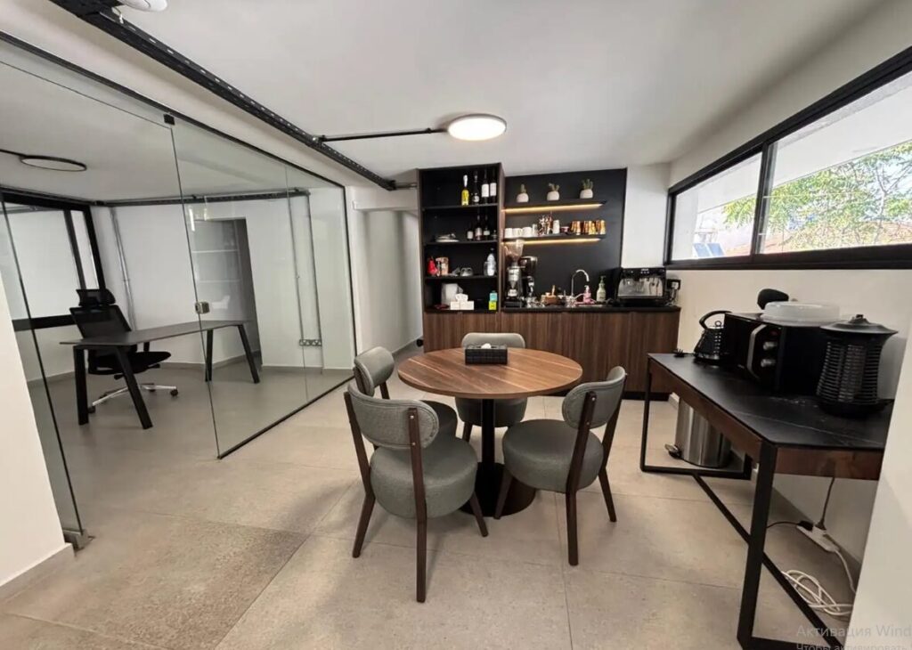 Office (Ref: 2468)