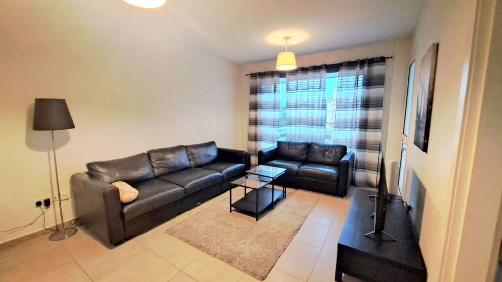 2 bedroom apartment for rent (Ref: 2505)