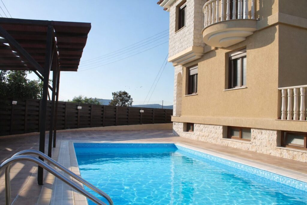 House for sale (Ref: 2514)