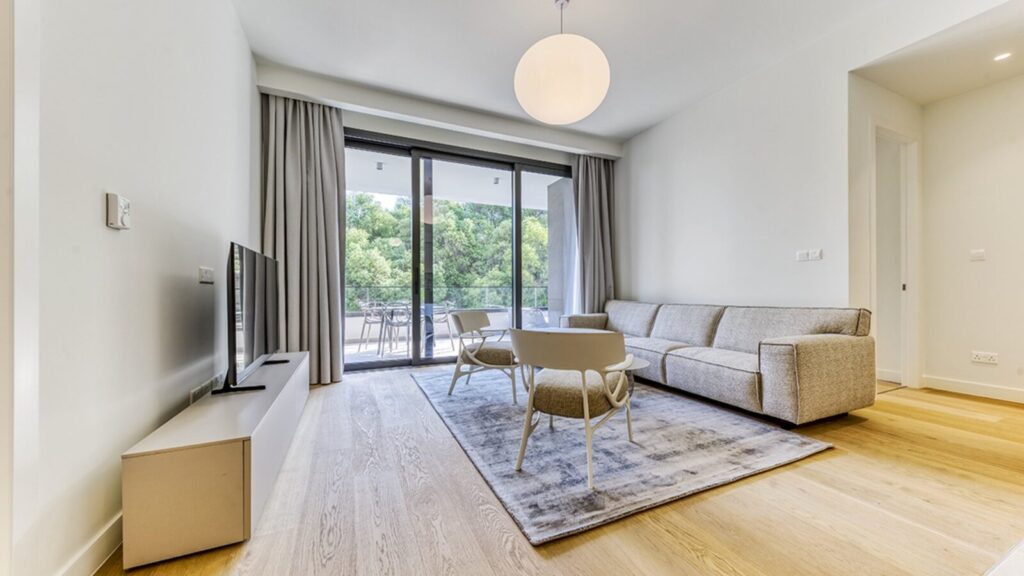 2 bedrooms apartment (Ref: 3826)