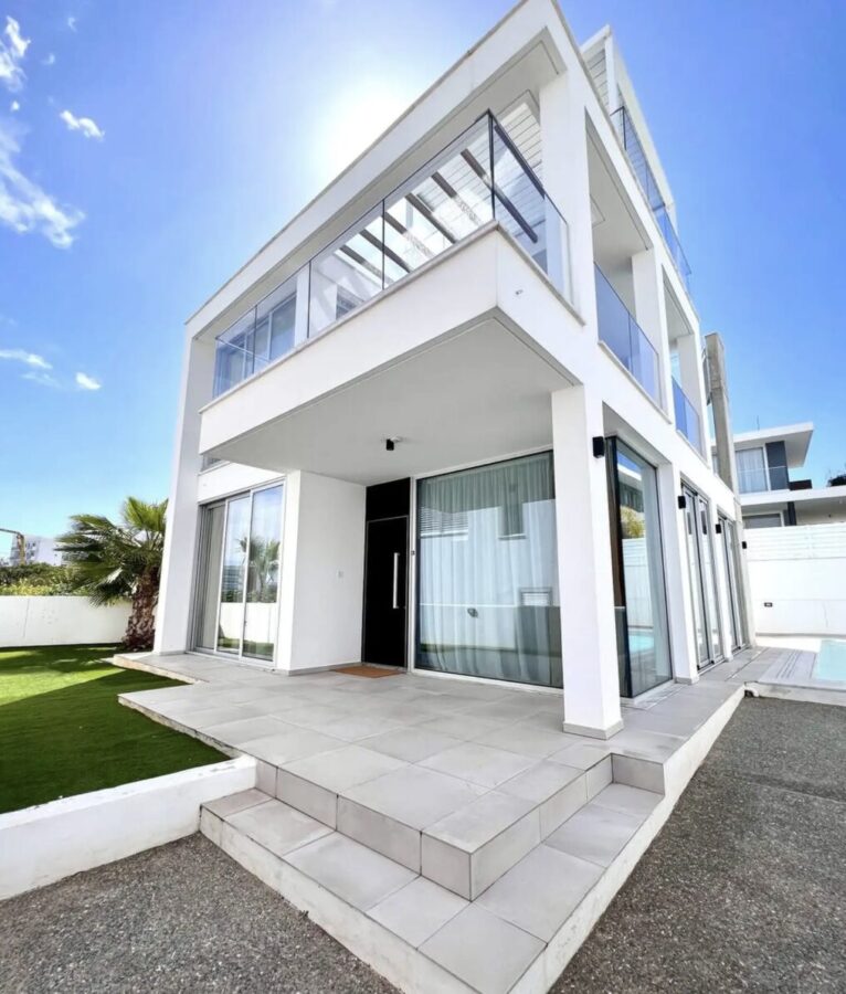 4-bedroom villa (Ref: 3842)