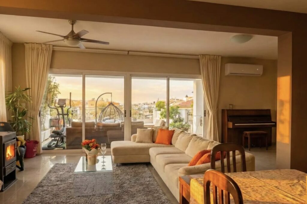 3-bedroom penthouse (Ref: 3814)