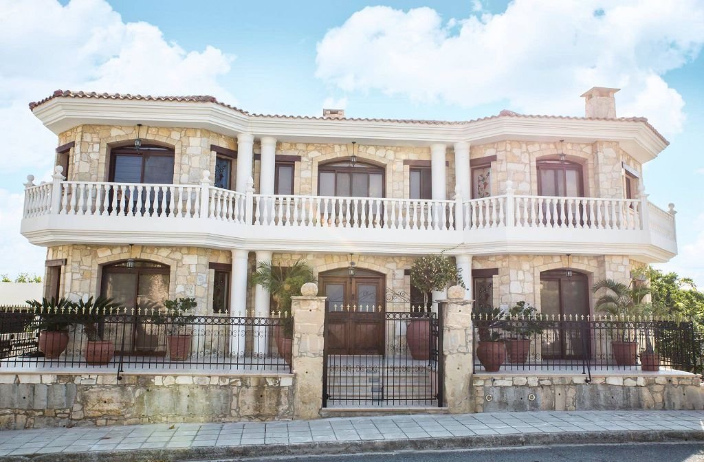 6-Bedrooms House (Ref: 1846)