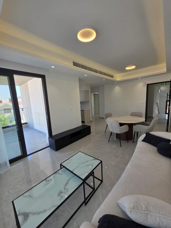 2-Bedrooms Apartment (Ref: 2295)