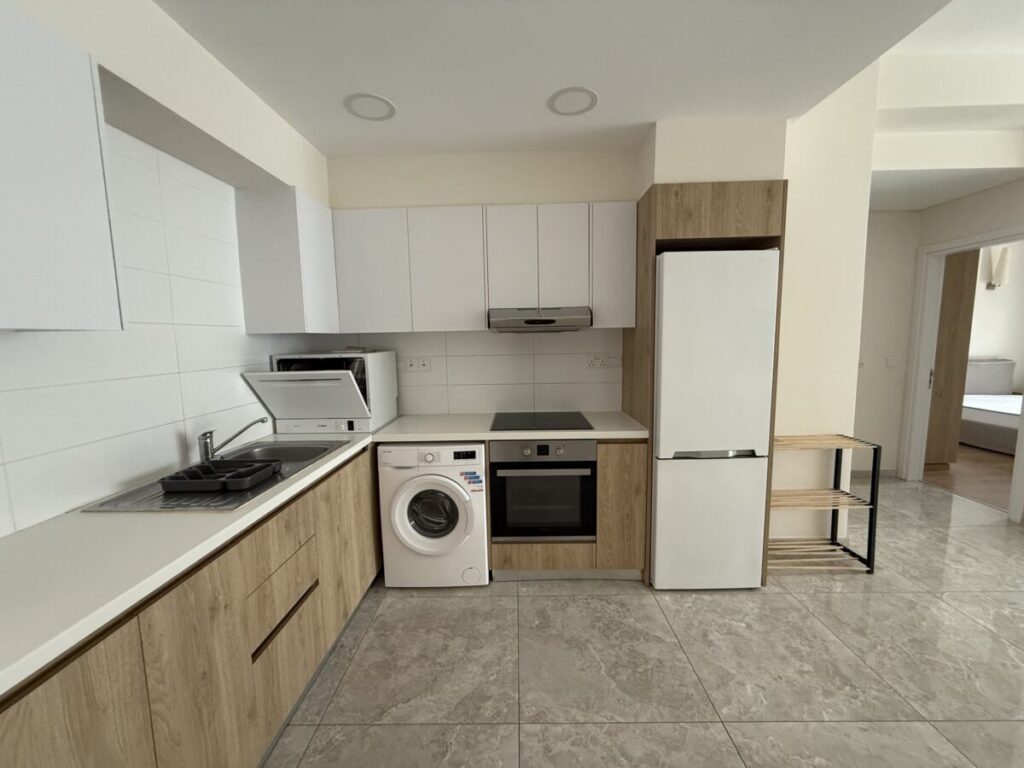 2-Bedrooms Apartment (Ref: 2292)