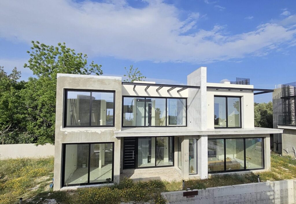 3 bedrooms villa (Ref: 4385)