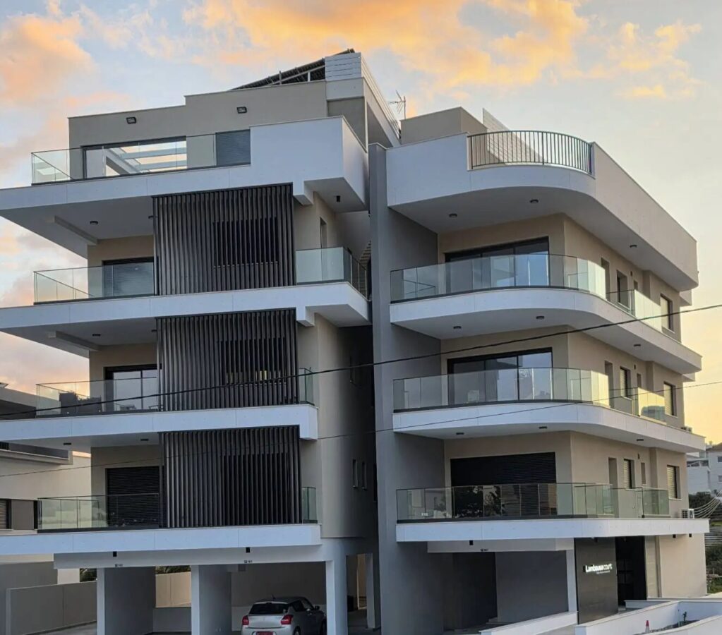 2-bedroom penthouse (Ref: 3707)