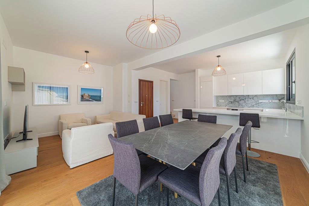 1-Bedroom Apartment (Ref: 1294)