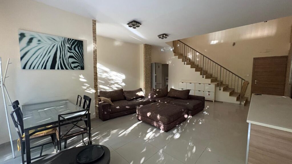 2-Bedroom Duplex Apartment (Ref: 2300)