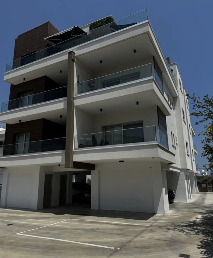 3-bedroom penthouse (Ref: 3741)