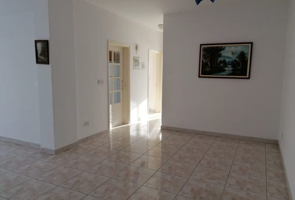 2-bedroom apartment (Ref: 3702)