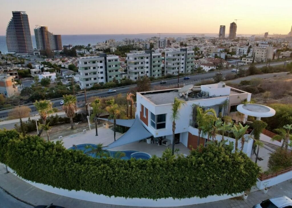6-bedroom villa (Ref: 3754)
