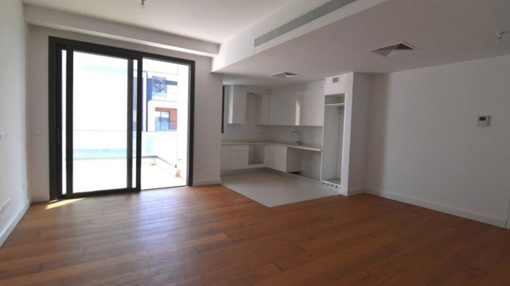2 bedrooms apartment (Ref: 3823)
