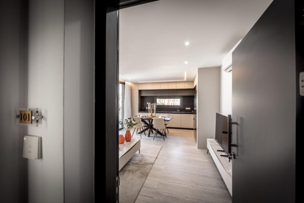 2-Bedrooms Apartment (Ref: 1638)